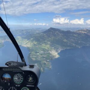 Alpine sightseeing flight incl. glacier landing